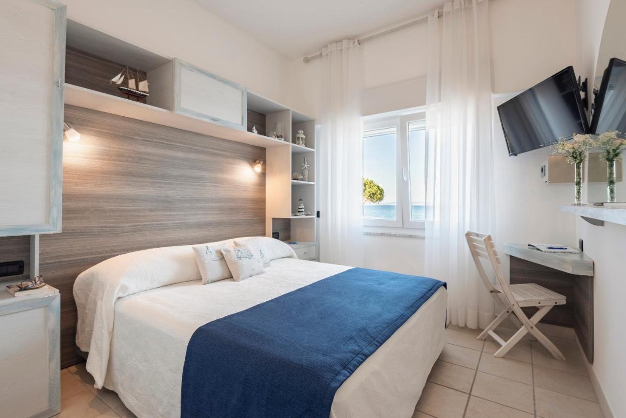 Hotel La Caletta Porto Santo Stefano  Extérieur photo